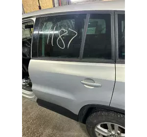 Дверка задняя левая в зборе VAG Volkswagen Tiguan 08-16г., Дверка задня ліва в зборі VAG Фольцваген тигуан 08-16р. Дверка задняя левая в зборе VAG Volkswagen Tiguan 08-16г., Дверка задня ліва в зборі VAG Фольцваген тигуан 08-16р.