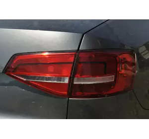 Задний правый стоп фонарь внутренний наружный Фольцваген Джетта VW Volkswagen Jetta 2015-2017 Задний правый стоп фонарь внутренний наружный Фольцваген Джетта VW Volkswagen Jetta 2015-2017