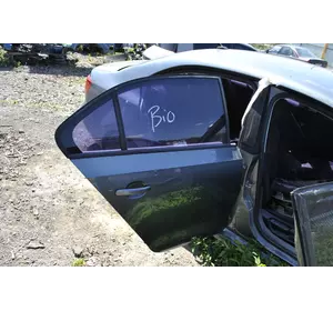 Дверь задняя правая пассажырская Фольцваген Джетта VW Volkswagen Jetta 2011-2017 Дверь задняя правая пассажырская Фольцваген Джетта VW Volkswagen Jetta 2011-2017