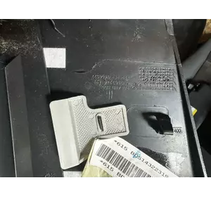 Обшивка стойки с регулировкой ремня безопасности, VAG 5N0867243 B, Volkswagen Tiguan R-line 08-, Обшивка стійки з регулюванням ременя безпеки, VAG 5N0.867.243 B, Фольцваген Тигуан р-лайн 08- Обшивка стойки с регулировкой ремня безопасности, VAG 5N0867243 B, Volkswagen Tiguan R-line 08-, Обшивка стійки з регулюванням ременя безпеки, VAG 5N0.867.243 B, Фольцваген Тигуан р-лайн 08-