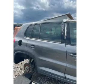 Дверь правая задняя VAG Volkswagen Tiguan 08-17г., Дверка права задня VAG Фольцваген Тигуан 08-17р. Дверь правая задняя VAG Volkswagen Tiguan 08-17г., Дверка права задня VAG Фольцваген Тигуан 08-17р.