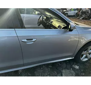 Дверка передняя правая VAG 561831312 C Volkswagen Passat b7 NMS USA 11-15г., Дверка передня права VAG 561.831.312 C Фольцваген Пасат б7 НМС США 11-15р. Дверка передняя правая VAG 561831312 C Volkswagen Passat b7 NMS USA 11-15г., Дверка передня права VAG 561.831.312 C Фольцваген Пасат б7 НМС США 11-15р.