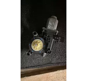 Мотор склоподъемника VAG 6R0959812 M, Volkswagen Jetta 6, Мотор склопідіймача VAG 6R0.959.812 M, Фольцваген Джетта 6 Мотор склоподъемника VAG 6R0959812 M, Volkswagen Jetta 6, Мотор склопідіймача VAG 6R0.959.812 M, Фольцваген Джетта 6