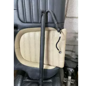 Амортизатор багажника ,телескоп електричний 5na827851b,на VW Tiguan 2 США Амортизатор багажника ,телескоп електричний 5na827851b,на VW Tiguan 2 США