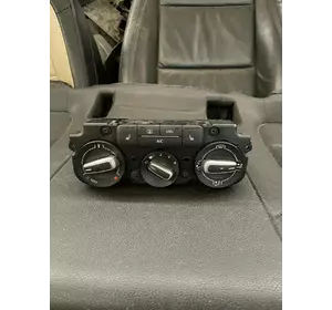 Переключатєль пічки ,блок керування  кліми VW Jetta 5с1819045, перемикач пічки фольцваген джета 6 США 5с1819045 Переключатєль пічки ,блок керування  кліми VW Jetta 5с1819045, перемикач пічки фольцваген джета 6 США 5с1819045