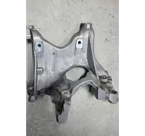 Правый кронштейн подрамника, 8W0.399.296 E, Audi A4 B9 2022г.,Правий кронштейн підрамника, 8W0399296 E, Ауди А4 Б9 2022р. Правый кронштейн подрамника, 8W0.399.296 E, Audi A4 B9 2022г.,Правий кронштейн підрамника, 8W0399296 E, Ауди А4 Б9 2022р.