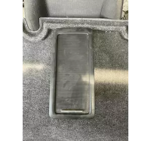 Підстаканник заднього сидіння 3c8 885 977 Volkswagen Passat СС , 2008-2011р ,Підстаканник заднього сидіння 3c8-885-977. , Фольцваген Пасат СС, США Підстаканник заднього сидіння 3c8 885 977 Volkswagen Passat СС , 2008-2011р ,Підстаканник заднього сидіння 3c8-885-977. , Фольцваген Пасат СС, США