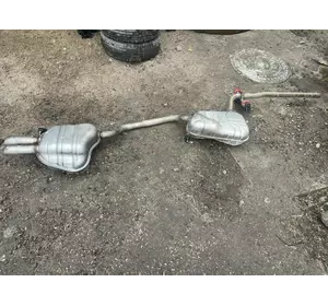 Глушитель средний, VAG 561 253 411D, Volkswagen Passat b7 NMS USA, Глушник середній, середня частина, VAG 561.253.411D, Фольцваген Пассат б7 НМС США Глушитель средний, VAG 561 253 411D, Volkswagen Passat b7 NMS USA, Глушник середній, середня частина, VAG 561.253.411D, Фольцваген Пассат б7 НМС США