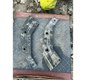 Кронштейн крепления фары, VAG 561 805 931, Volkswagen Passat b7 NMS USA, Кронштейн кріплення фари, VAG 561.805.931, Фольцваген Пасат б7 НМС США Кронштейн крепления фары, VAG 561 805 931, Volkswagen Passat b7 NMS USA, Кронштейн кріплення фари, VAG 561.805.931, Фольцваген Пасат б7 НМС США