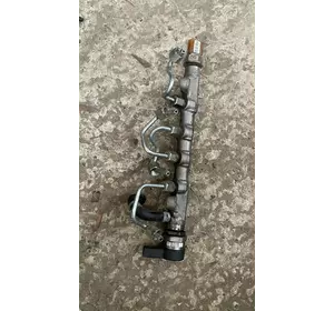 Топливная рампа VAG 03L089 N, Volkswagen Passat CC, Паливна рейка VAG 03L.089 N, Фольцваген Пасат цц сс Топливная рампа VAG 03L089 N, Volkswagen Passat CC, Паливна рейка VAG 03L.089 N, Фольцваген Пасат цц сс